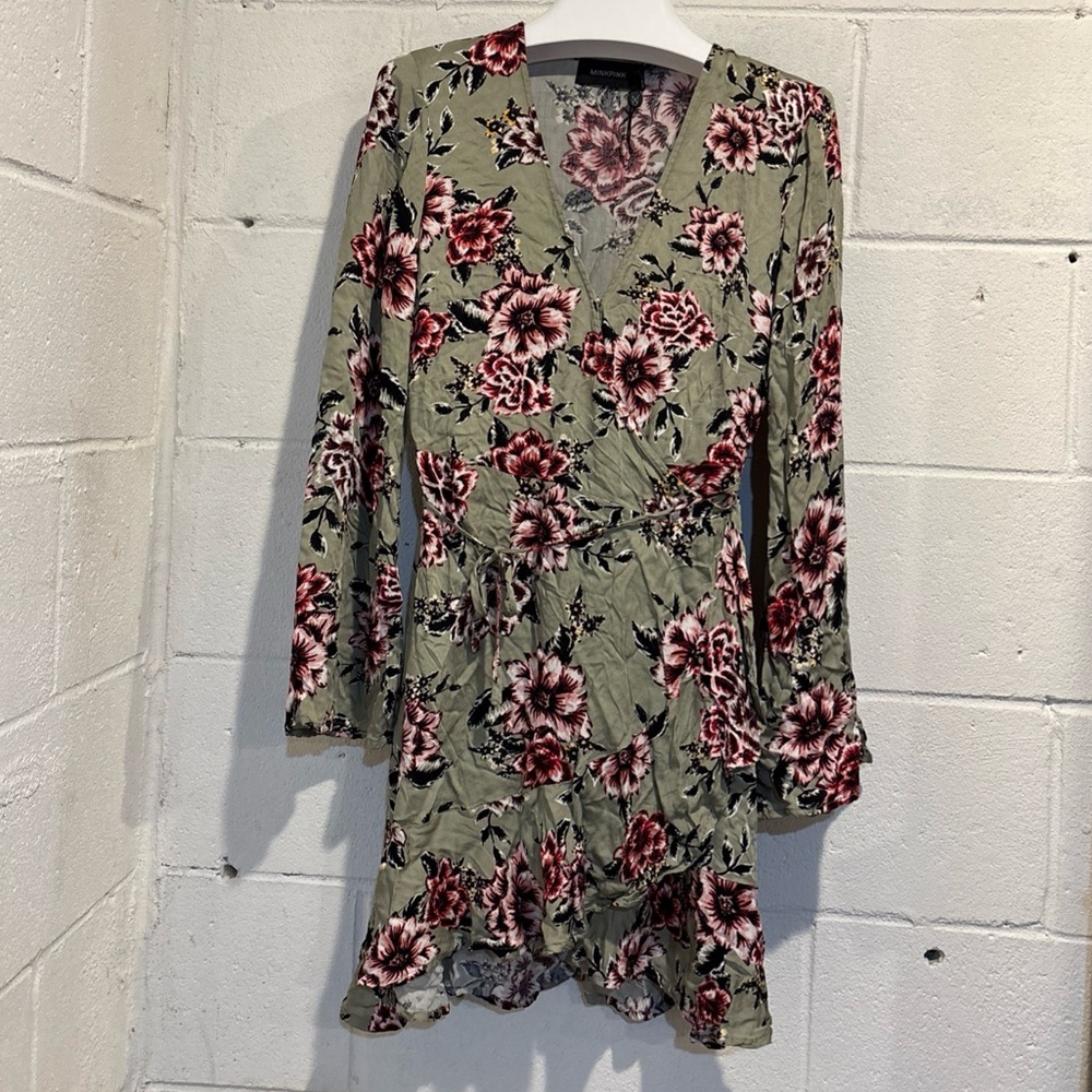 Minkpink wrap dress green pink floral long sleeve v neck size s ruffle trim